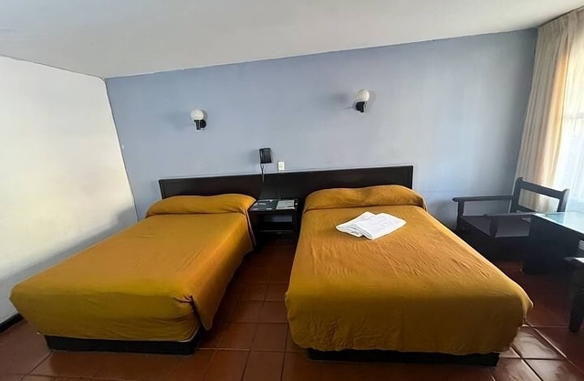 Hotel Villa Capri, 2 double beds 4 Guests