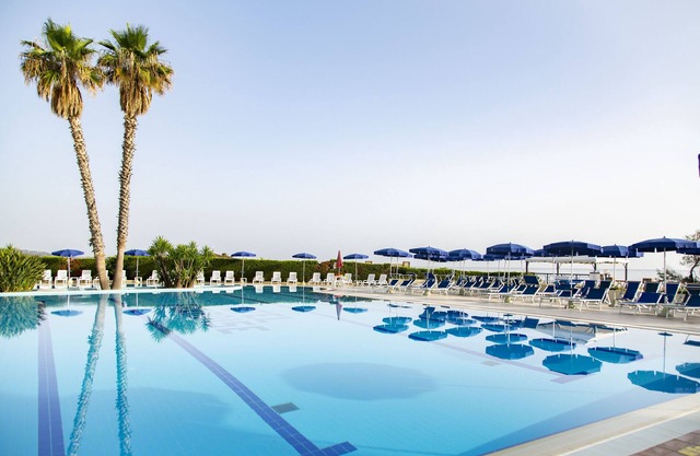 Hotel Village Paradise