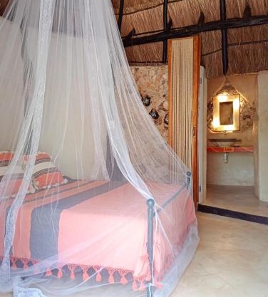 Hotel y Museo Aldea Maya Toktli Orígenes - Casa Maya Melipona - Alberca, Wifi Starlink, Tour Museo