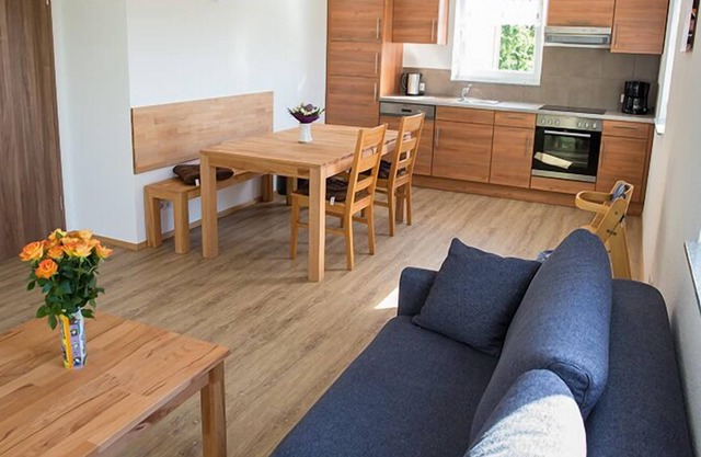 Haus 1, 80 qm, 2 Schlafzimmer, Terrasse, max. 4 Personen