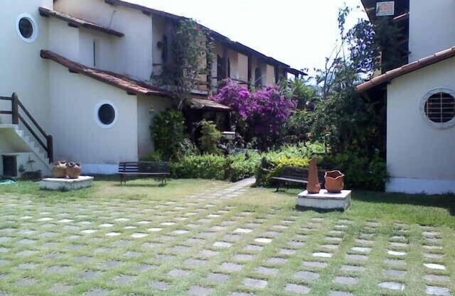 Haus 1 Block vom Strand in Peró