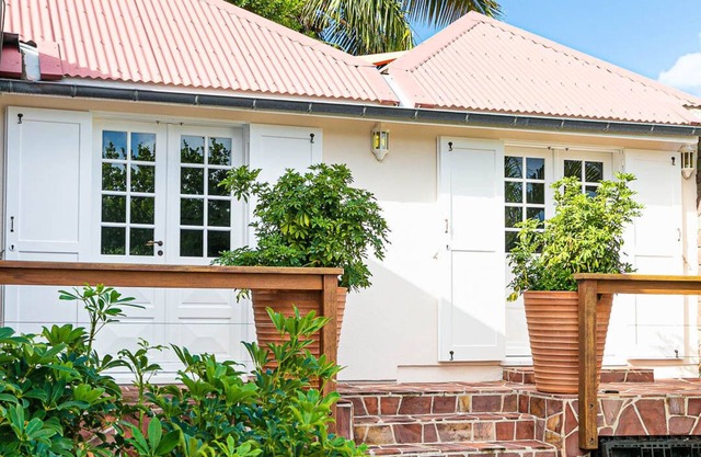 Haus 2 Schritte vom Eden Rock (2 chambres)