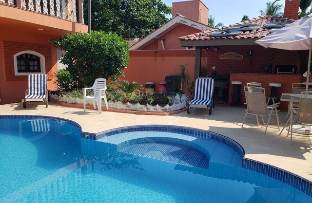 HAUS 4 DORMS, PISC, WI-FI, CHURR, JACUZZI (ERMÄSSIGUNGSPREIS MIT ÜBER 5 TÄGLICH)