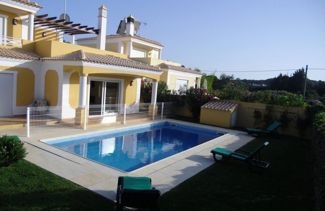 Haus 5 Schlafzimmer mit Schwimmbad