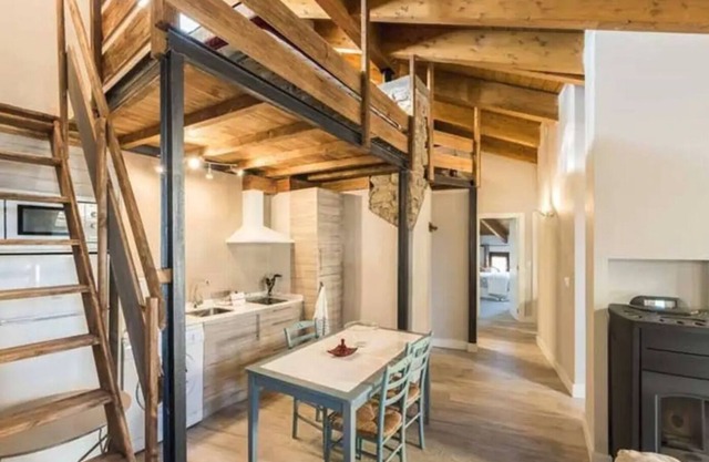 Haus Dachgeschoss Anzug B in Adahuesca