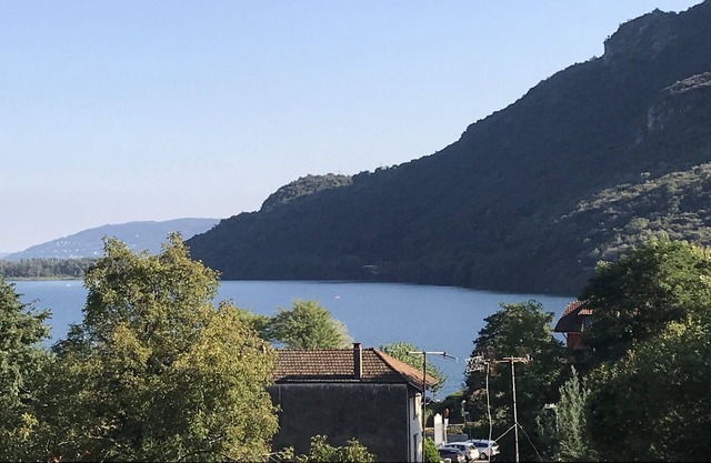 Haus am Wasserfall in Mergozzo, 200m vom Strand, herrlicher Blick auf See+Berge