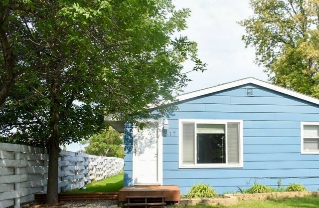 House close to town and lake