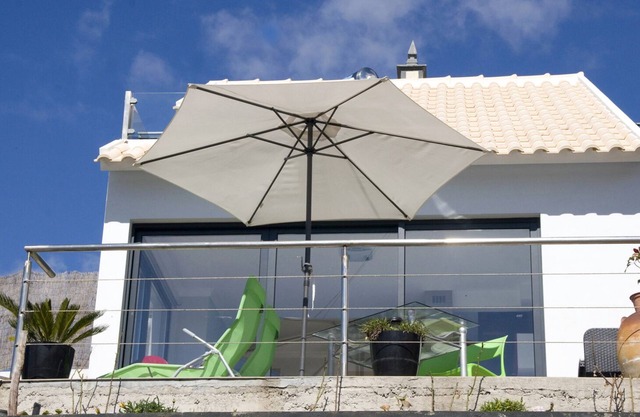 Crystal House Calheta