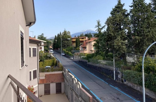 House Etna Nicolosi by Melita