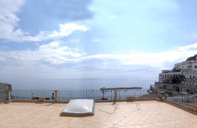 Haus für Familien mit Terrasse und Meerblick, nur 1 km vom Zentrum von Amalfi