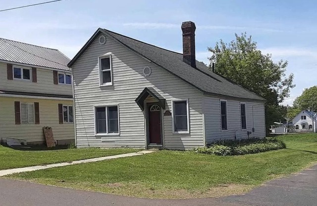 House For Rent close to Everything FUN