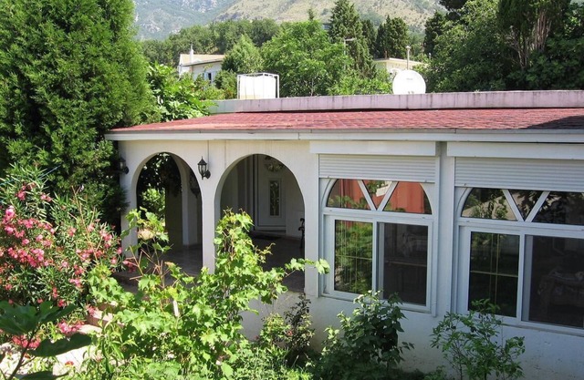 Haus zu vermieten in Sutomore