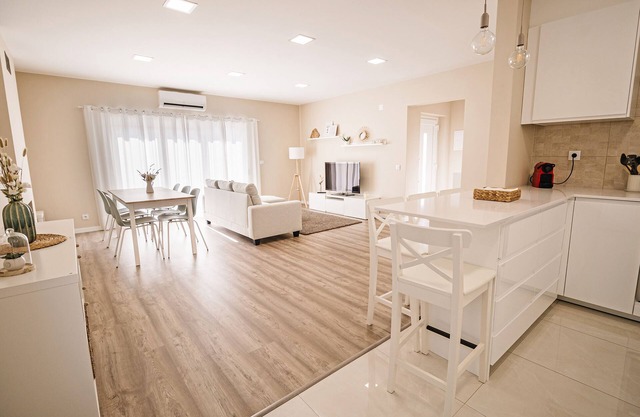 House - Foros de Amora