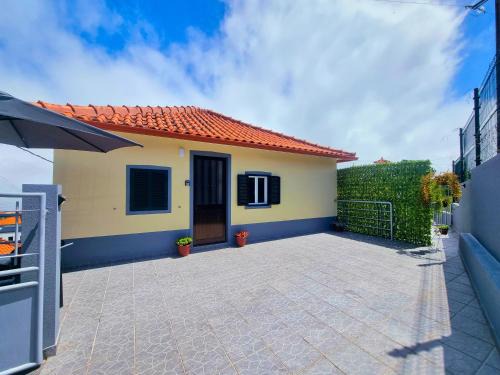 House in Central Sanatana, Near Top Hiking Trails and Levadas, Pico Ruivo