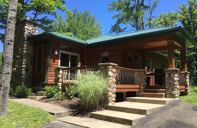 House in Ellicottville near Slopes. 30 acres overlooking pond. Summertime too!
