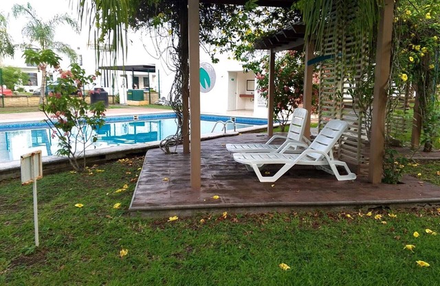 House in Private Residential Zone 24 hrs security 24 hrs access to the pool.