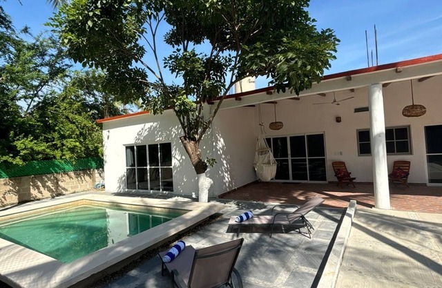 House in punta zicatela, private pool, Starlink and air conditioners.