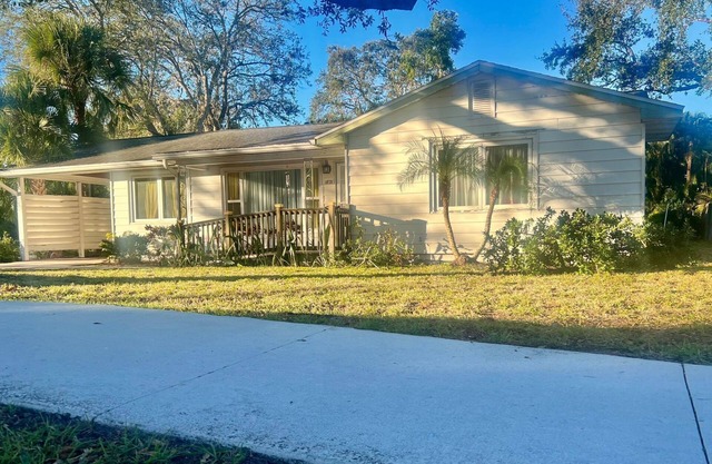 House in Sarasota between Downtown & Siesta Beach