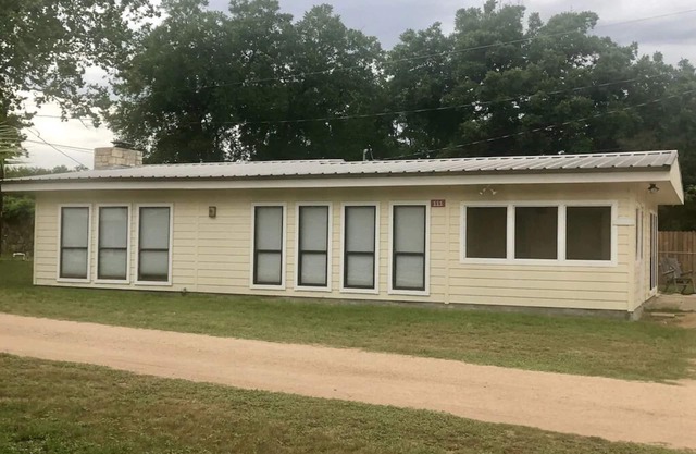 Haus 2 Schlafzimmer / 1 Bad, 4 Saison Veranda am See Buchanan, 10 Personen