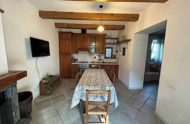 House in the hamlet with panoramic terrace and private garden, between sea and mountains!
