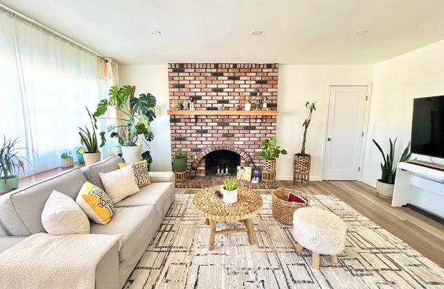 house is sold, vrbo won't help delete this listing. don't book