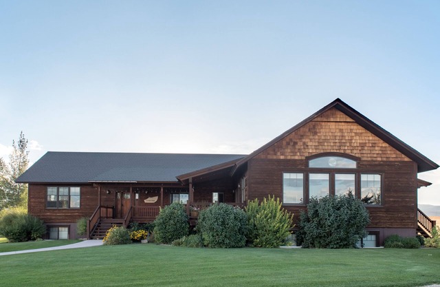 House Looks At Grand Teton, With Hot Tub, Fiberoptic Internet, Easy River Access