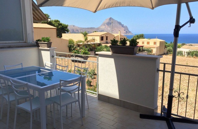 Un Mare di Blu - Casa Oltremare - 3 Etagen, Meerblick, 600 Meter vom Strand entfernt