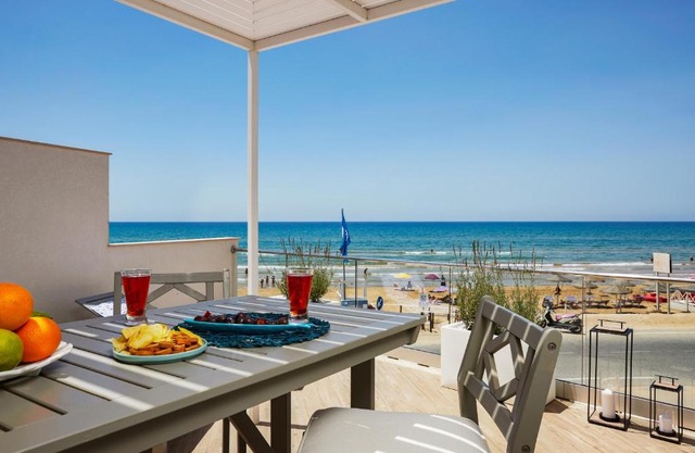 House on the beach - IsulaTravel