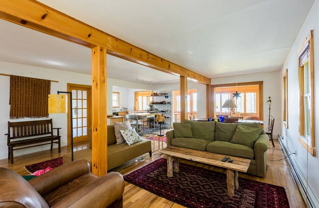 Hudson River Beach Haus