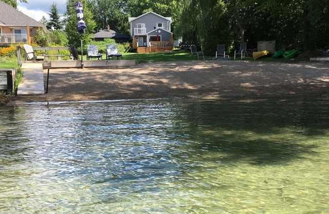 Haus am See, Orillia