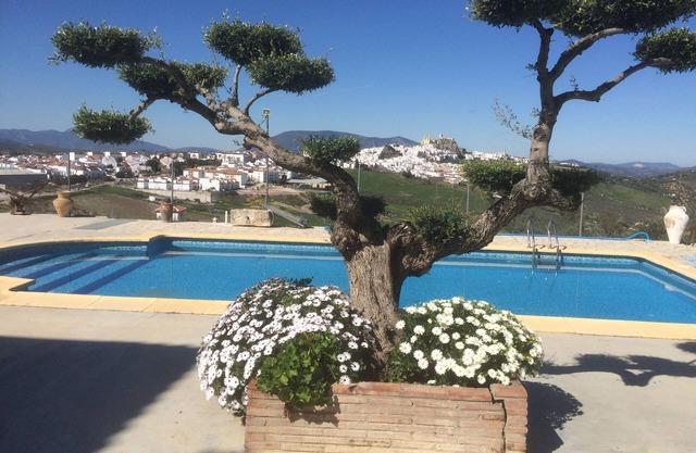 Haus mit Blick auf Olvera und Pool
