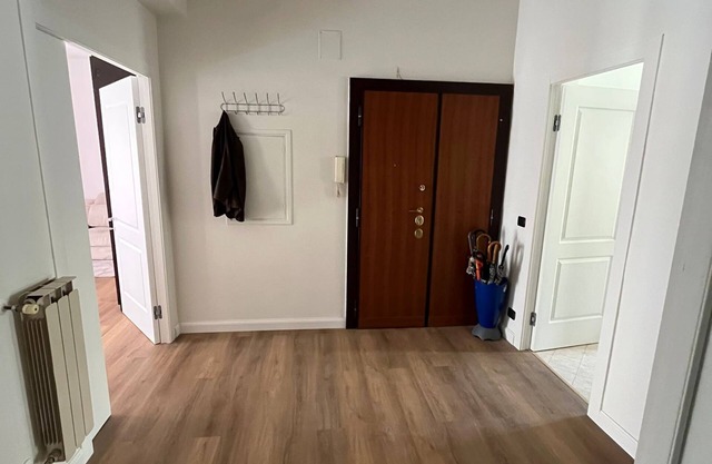 House Trieste - Viale Libia Super Connected with Historic Center.