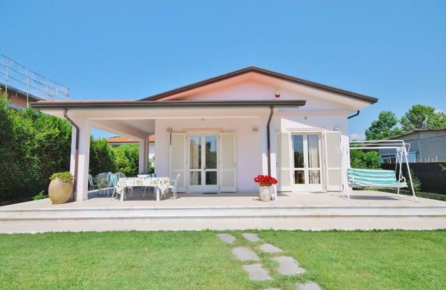 Ferienhaus / Villa - PietrasantaHaus mit Garten