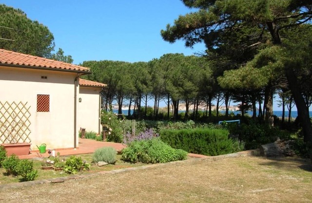 Ferienhaus / Villa am Meer im Gruen- Portoferraio