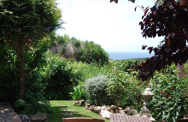 Ferienhaus/Villa mit Swimmingpool, Garten und wunderbarem Meerblick