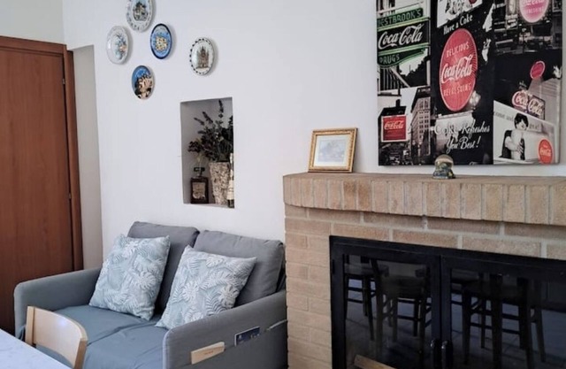 House with 2 rooms in the heart of the village!