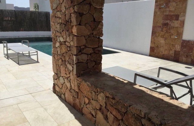 House with 3 bedrooms and 3 bathrooms, private pool, large solarium in Rodalquilar