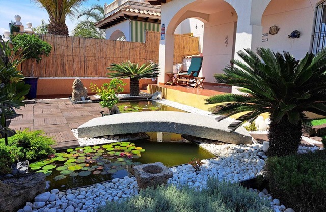 Haus mit Garten neben dem Naturpark Salinas de Santa Pola und den Stränden