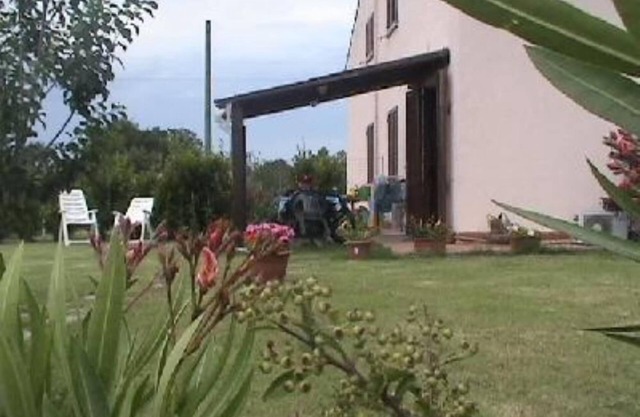 Haus mit Garten 4 km vom Meer