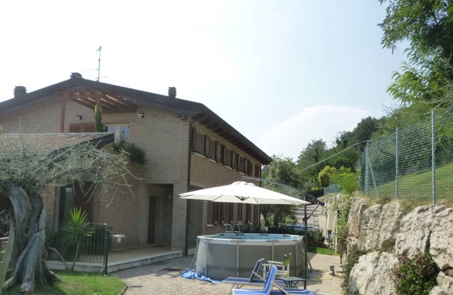 Haus mit Garten in Montescudo, Rimini