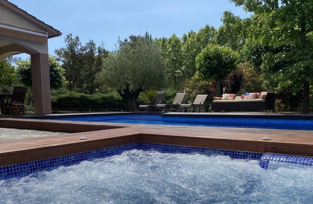 Haus mit großem privatem Pool, Tischtennis, Grill, täglich frische Eier.
