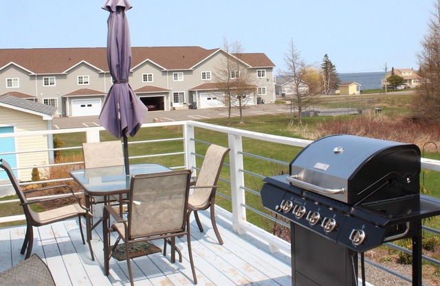 House with multi-level deck and water views in Bouctouche