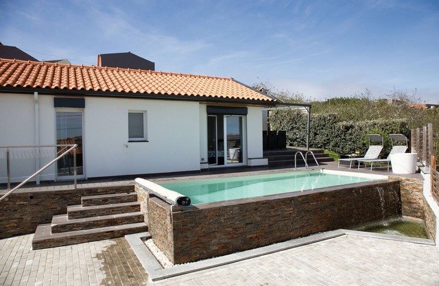 Haus mit Pool und 2 Schlafzimmern