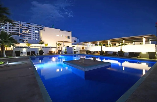 House with pool, close to the Malecon & Beaches