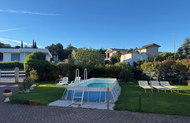 House with private pool x families and companies