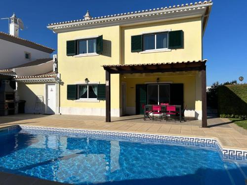 House with private pool near Albufeira