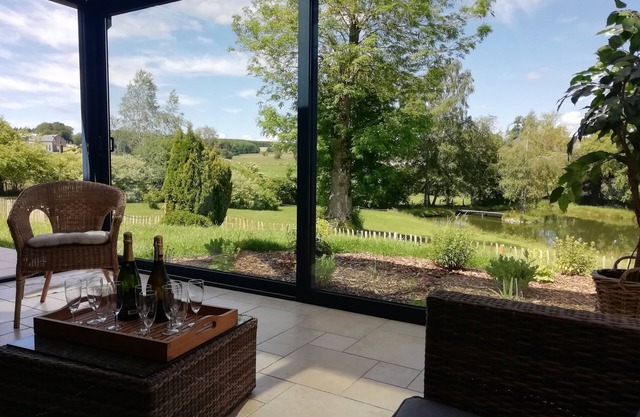 Gîte-Panorama-Vue sur Etang-Ensuite