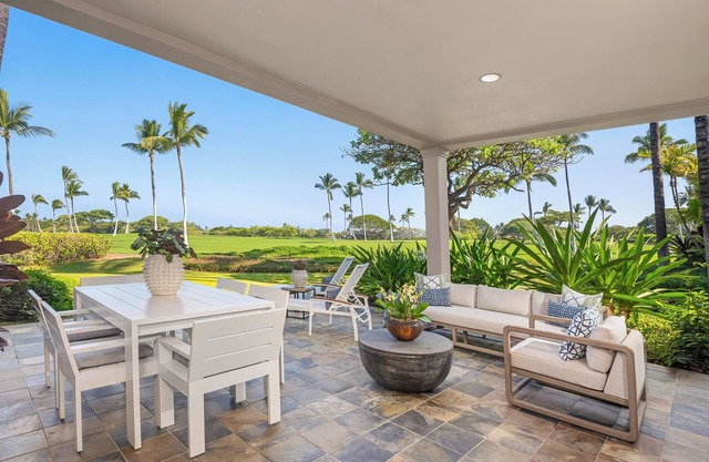 Hualalai Fairway Villa 116C - NEWLY Renovated, 2 golf carts, BEST LOCATION.