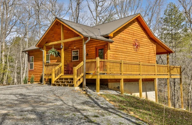 Huckleberry Hideaway