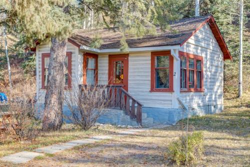 Huckleberry Lodge Mountain Getaway Near Banff